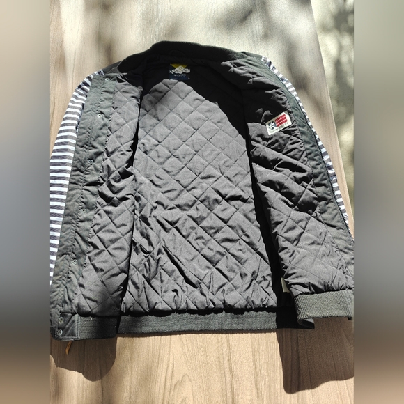 Store Close Mid Of Nov!! HOLDEN STRIPE ARM LONG JACKET L - Picture 5 of 7